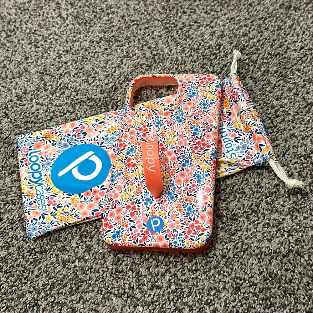 Loopy Cases Spring Meadow - iPhone 14 Pro Max - Righty